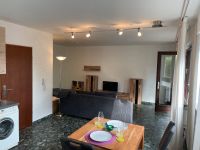 hochwertig möbliertes und helles Appartement in Stuttgart Süd Stuttgart - Vaihingen Vorschau