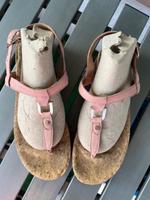 Leichte Zehentrenner Sandalen der Marke Ugg Gr. 39 Obergiesing-Fasangarten - Obergiesing Vorschau