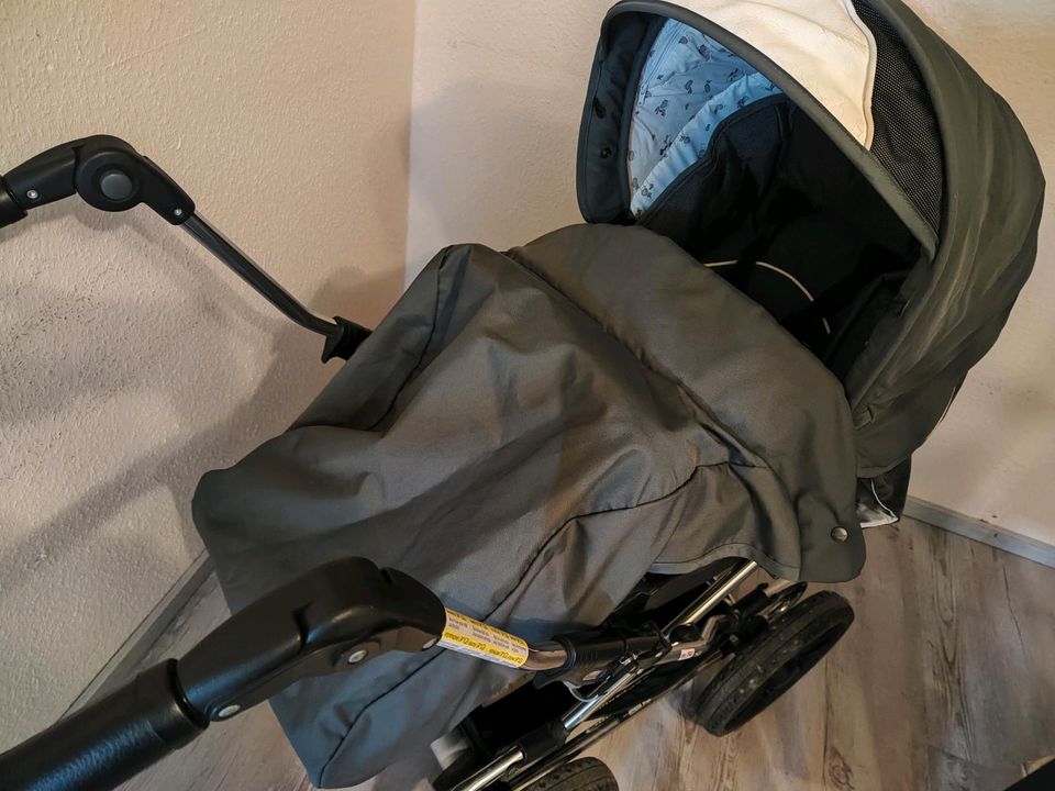 Kinderwagen emaljunga City günstig abzugeben brauchen Platz in Goslar