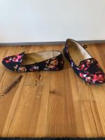 Slipper mit Blumenprint München - Berg-am-Laim Vorschau