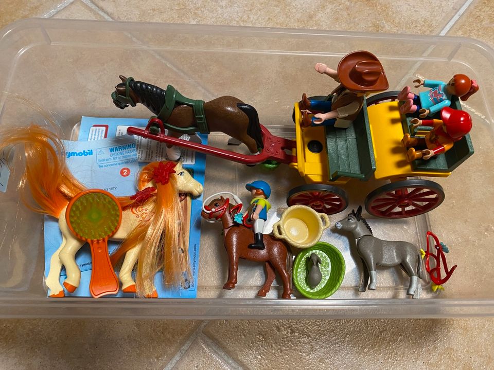 Playmobil Pferde Set mit Kutsche in Köln