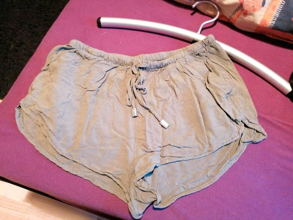 Luftige Hotpants in Augsburg