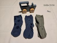 Socken/ Größe 22-24/ H&M/ Neu Niedersachsen - Edewecht Vorschau