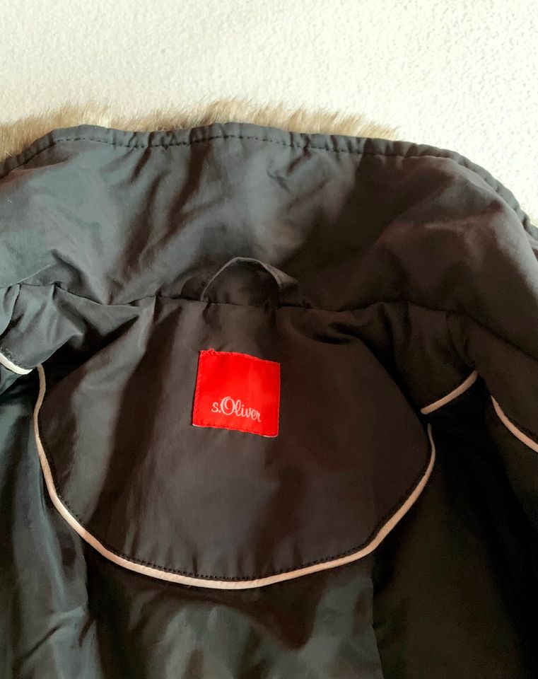 Mantel Jacke von S.Oliver Winterjacke Wintermantel schwarz Gr. 38 in Lippstadt