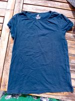 T-Shirt h&m, dunkelblau, 134/140 Bayern - Bernau am Chiemsee Vorschau