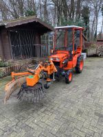 Kubota B2400D Traktor, Kleintraktor, Allrad, Differenzial, Bürste Nordrhein-Westfalen - Vreden Vorschau