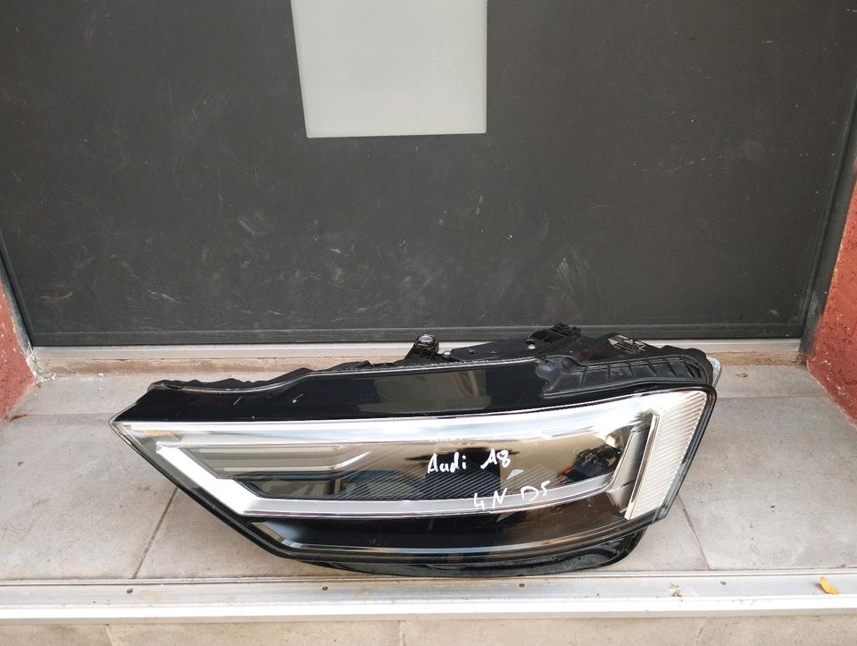 Audi A8 4N 5S Voll LED Scheinwerfer 4N0941033 in Herne