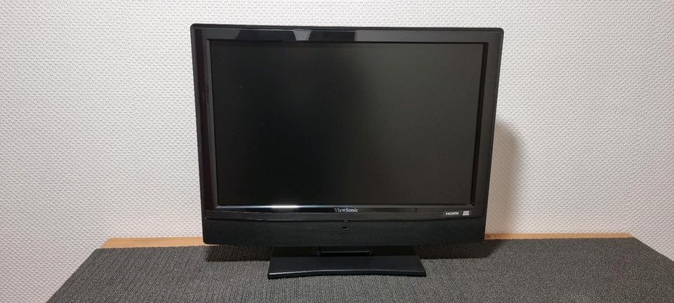 Gebrauchter 22" TV ViewSonic HDMI /HD ready in Hauneck