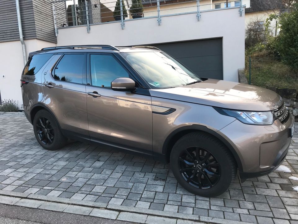 Winterreifen Satz 235/65/19, Land Rover Discovery 5 in Offenburg