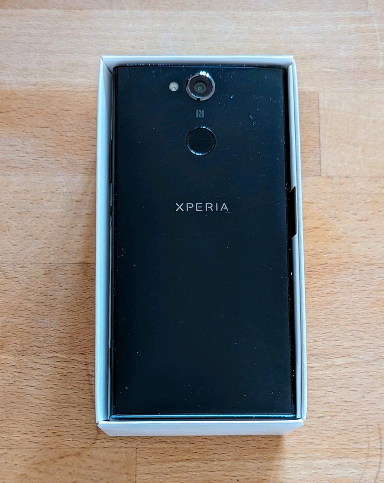 Sony Xperia XA2 (H3113), Android 14, 5.2" Display, 3/32/32/ GB in Hamburg