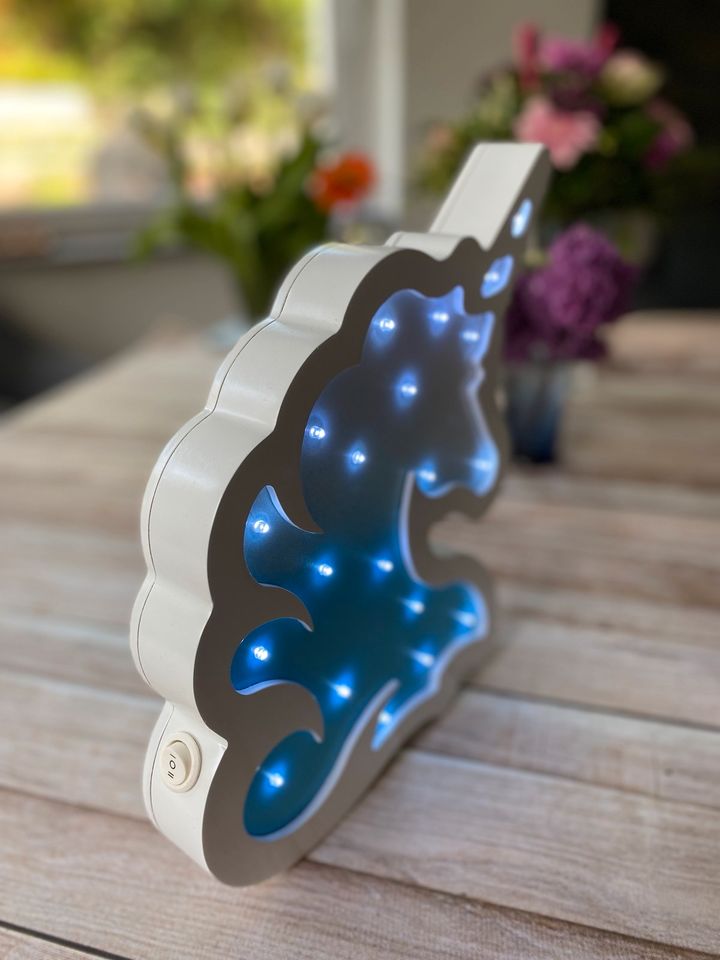 Lampe LED Kinderlampe Nachtlicht Deko Peppa Fee Einhorn Stern in Rösrath