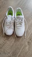 Neuwertiger Nike-Damen-Sneaker "Tanjun" in Gr. 40 Nordrhein-Westfalen - Hennef (Sieg) Vorschau