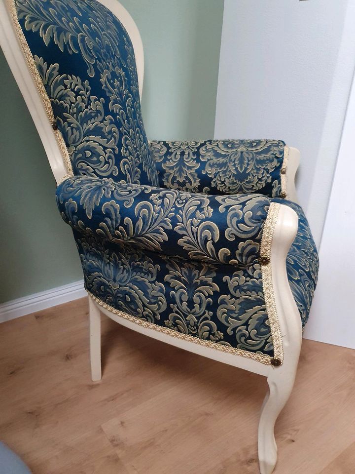 Antiker Sessel neu gepolstert beige/blau in Birkenfeld