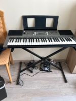 Yamaha PSR E353 Keyboard schwarz grau Nordrhein-Westfalen - Oberhausen Vorschau