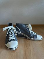 Chucks Graceland mit Keilabsatz grau weiß Größe 40 Niedersachsen - Nordhorn Vorschau