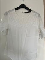 Zara Bluse mit Glockenärmeln • S Bayern - Zeil Vorschau