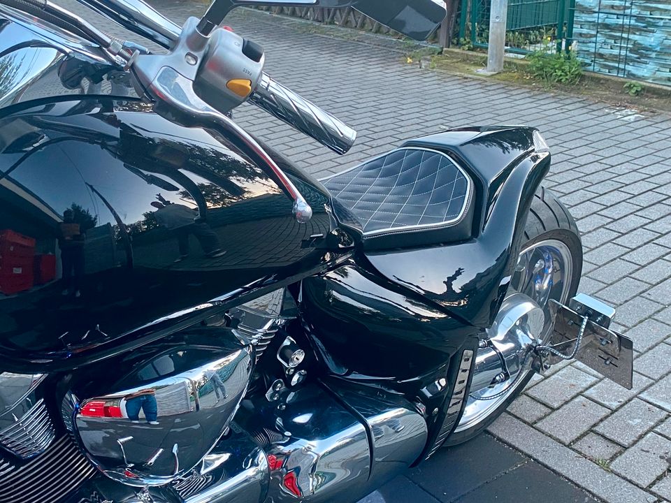 Suzuki Intruder in Berlin