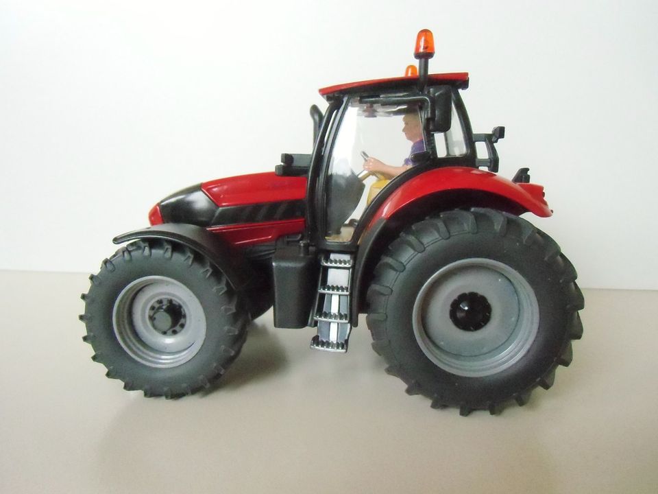 Siku Farmer - Deutz Agrotron X 720, rot SSC OVP 1:32 in Köln