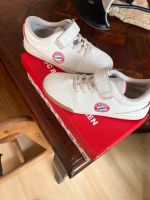 Kinder Schuhe Sportschuhe FC Bayern München 34 Wandsbek - Hamburg Sasel Vorschau