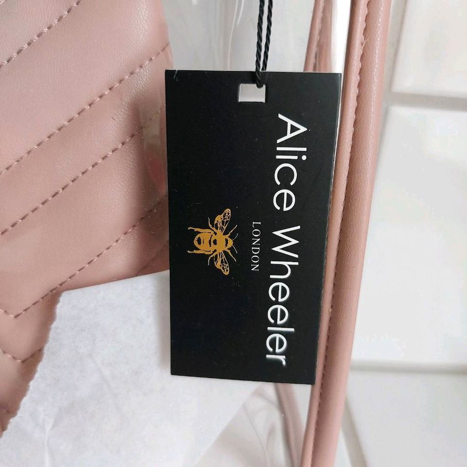 Neue Alice Wheeler London Kosmetik Tasche im Roseton in Wolfenbüttel