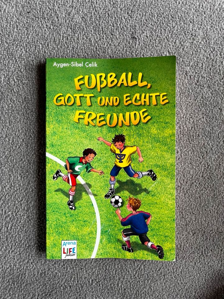 Bücher für Jungs Fußball in Ulm