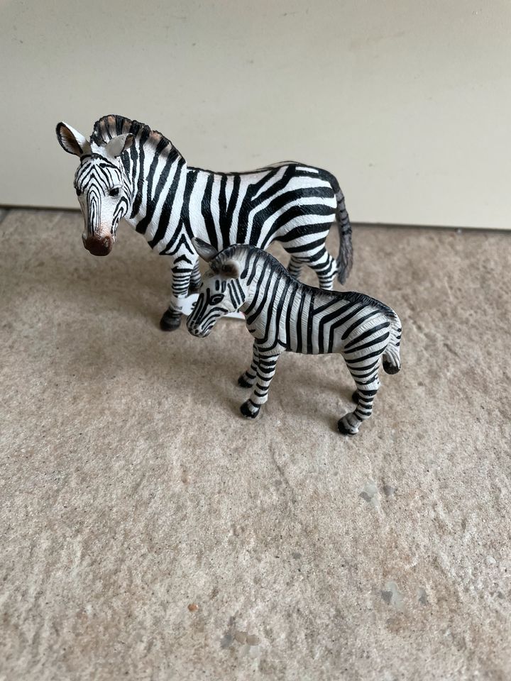 Neu mit Etikett Schleich Tiere Zebra in Hamburg