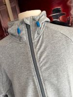 Sweatshirtjacke, Trainingsjacke mit Kapuze, Gr. L, neu, TCM, grau Nordrhein-Westfalen - Lippstadt Vorschau