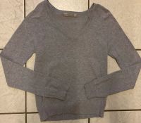 Top! ZARA Pullover V-Ausschnitt Gr. M (ca 38) grau - Klassiker Hessen - Ehringshausen Vorschau