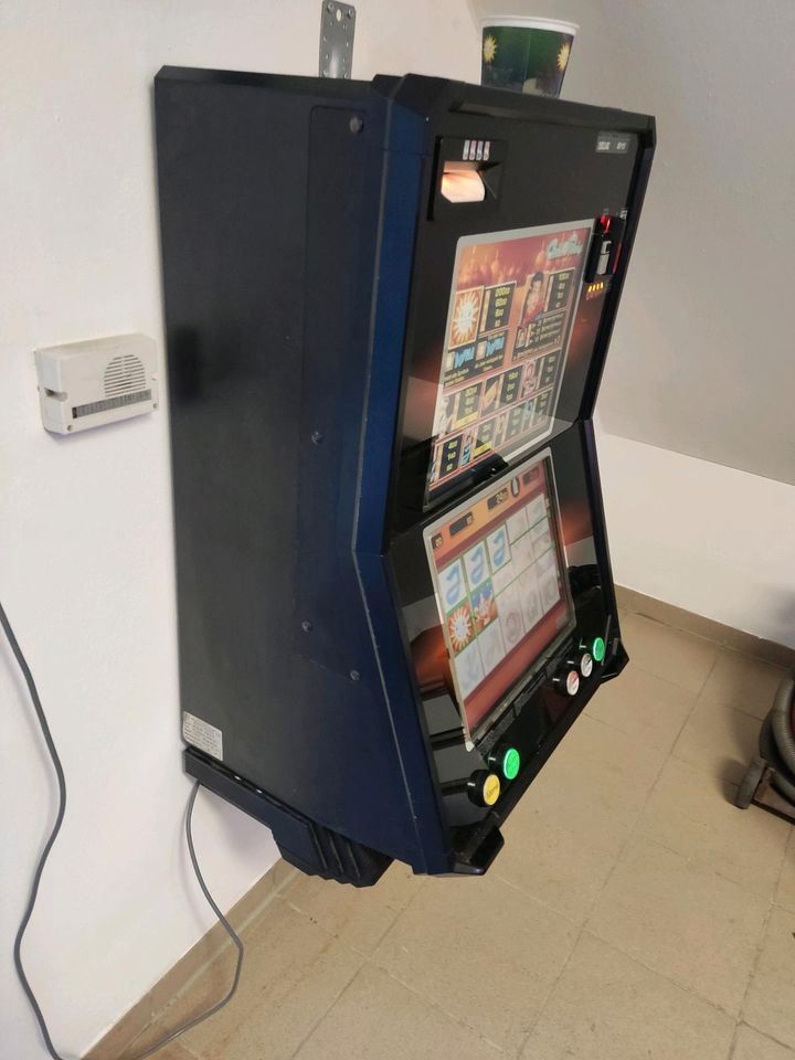 Merkur Multi Multi Spieleautomat in Scheyern