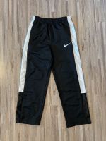 NIKE Jogginghose Gr. 116 Unisex Baden-Württemberg - Sigmaringen Vorschau