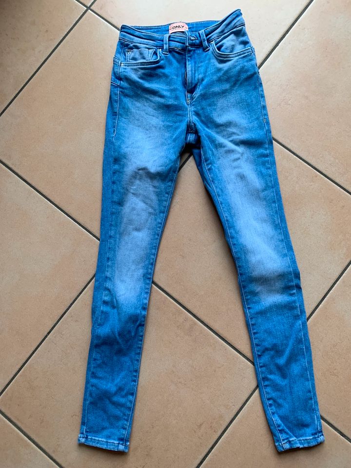 neue Jeans von Only in Sasbach