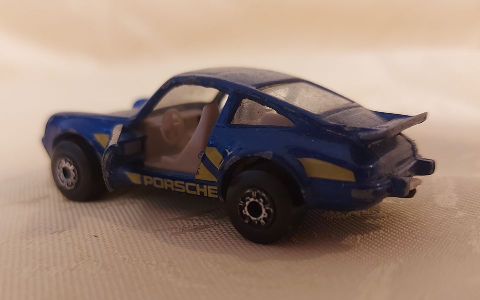 MATCHBOX Fahrzeuge, 4 St, Ford, Isuzu, Porsche Turbo, AMX Javelin in Eschborn