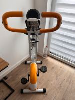 Heimtrainer Fahrrad Ultra Sport Nordrhein-Westfalen - Grevenbroich Vorschau