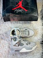 Graue Jordan sneaker Stuttgart - Stuttgart-Mitte Vorschau