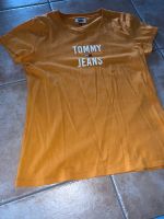 Tshirt Shirt Tommy Jeans Tommy Hilfiger Gr. S senf Niedersachsen - Dollern Vorschau