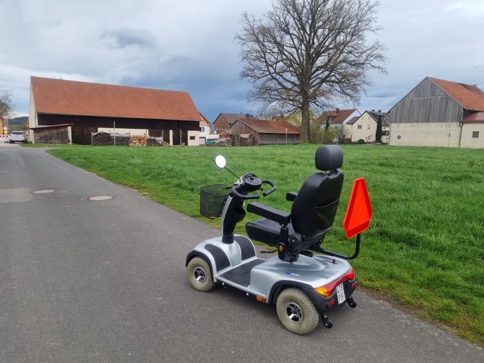 Invacare Elektromobil Comet,Pro 15 km/h, silber in Amberg