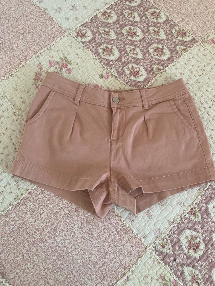 Lascana Damen Shorts, gr.34, wie NEU in Augsburg