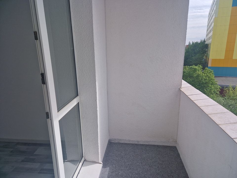 Herrliche 3-Raum Eigentumswohnung mit Balkon in Halle in Halle
