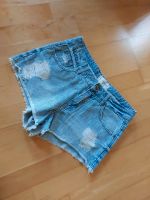 Jeans-Shorts, Gr. 34, Reserved Baden-Württemberg - Nehren Vorschau