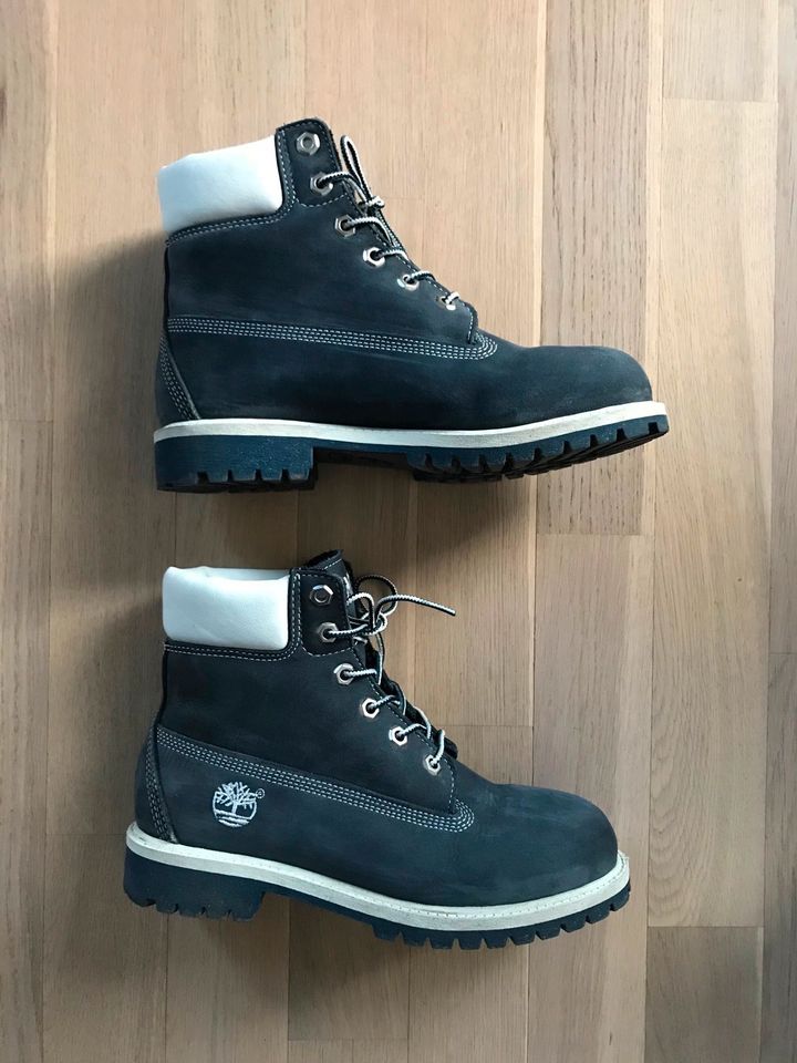 Original Timberland Boots zum Versand in Düsseldorf