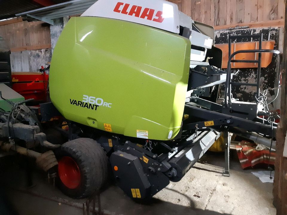 Claas Variant 360 RC Rundballenpresse Presse in Königsbrück