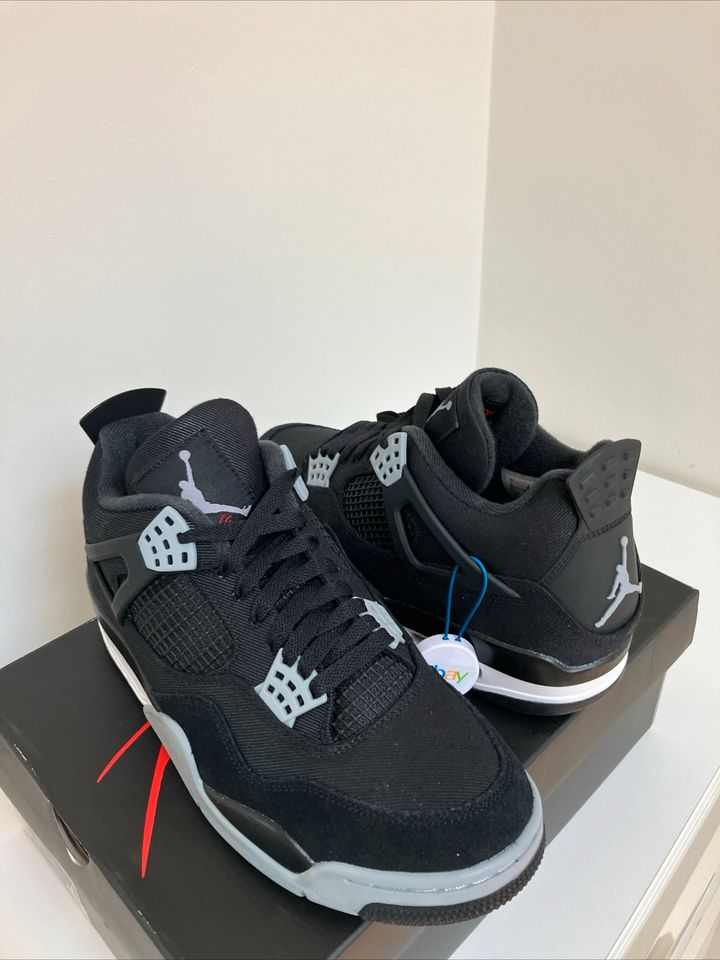 Nike Air Jordan 4 Black Canvas in Halle