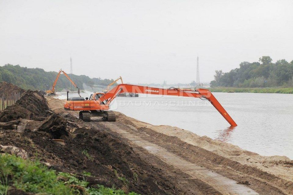 NEU Long Reach Armverlängerung Langer Arm Kettenbagger bis 45 t in Mönchengladbach