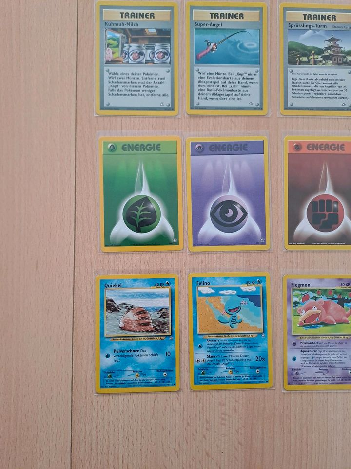 X16 Pokemon Karten Neo Genesis in Rüsselsheim