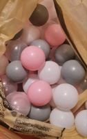 115 Bälle für Bällebad rosa, weiß, grau, durchsichtig Nordrhein-Westfalen - Detmold Vorschau