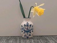 Vase, ähnlich Delft, Windmühle, Blumen, Zwiebelmuster? Niedersachsen - Ottersberg Vorschau