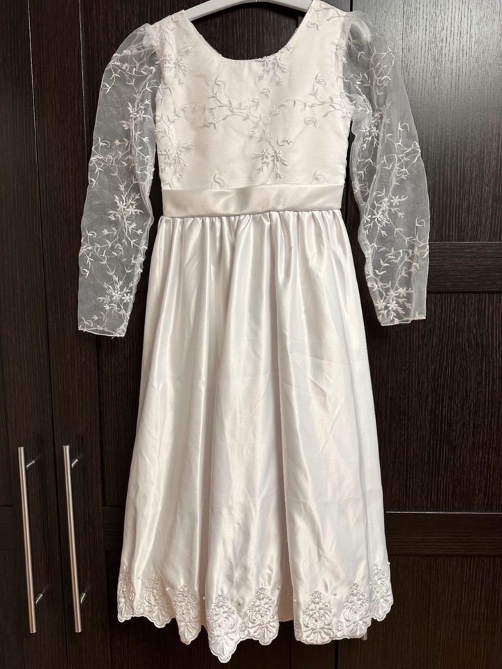 NEU Kommunionkleid Blumenmädchen Hochzeit lang weiß Gr 134 / 140 in Schmitten