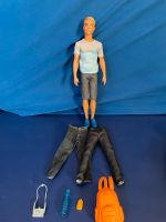 Barbie: Ken mit Jeans und Rucksack Nordrhein-Westfalen - Ascheberg Vorschau