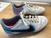 Nike Fußballschuhe 38,5 Stollenschuhe Nordrhein-Westfalen - Recklinghausen Vorschau