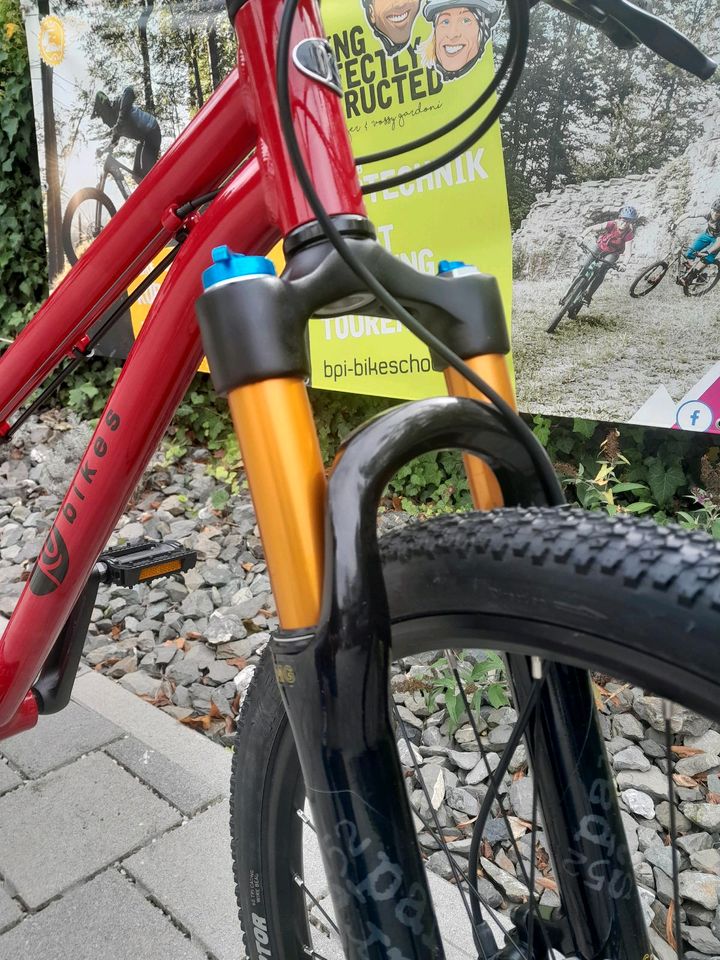 KUBikes 24S MTB Disc Kinderrad Mountainbike NEU KUBike 24 in Immenstadt